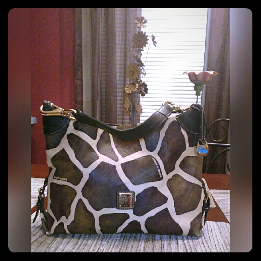 Dooney & Bourke giraffe print shoulder bag